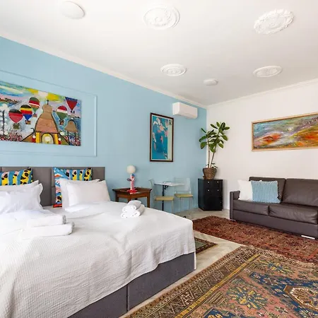 Apartamento Huge & Stylish In The Center For Up To 20 People