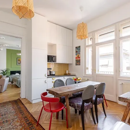 Apartamento Huge & Stylish In The Center For Up To 20 People *