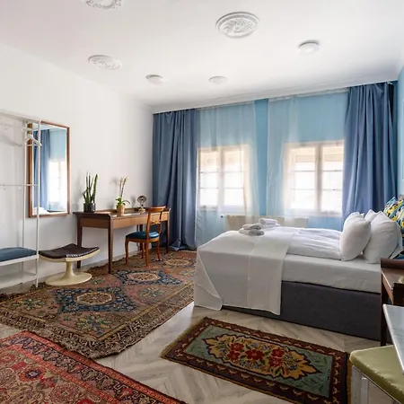 Daire Huge & Stylish In The Center For Up To 20 People Budapeşte