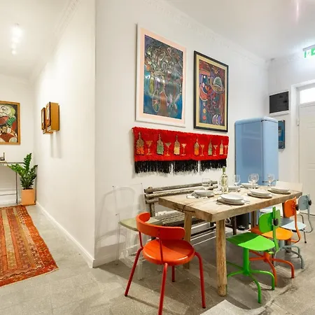 Apartment Huge & Stylish In The Center For Up To 20 People