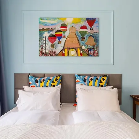 Huge & Stylish In The Center For Up To 20 People Budapest